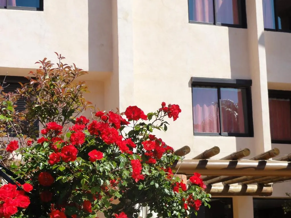 Hotel L'Hacienda Châteauneuf-lès-Martigues Francja