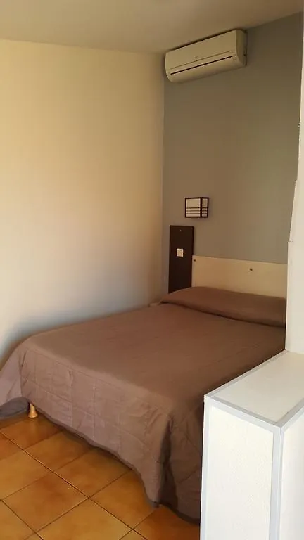 Hotel L'Hacienda Châteauneuf-lès-Martigues